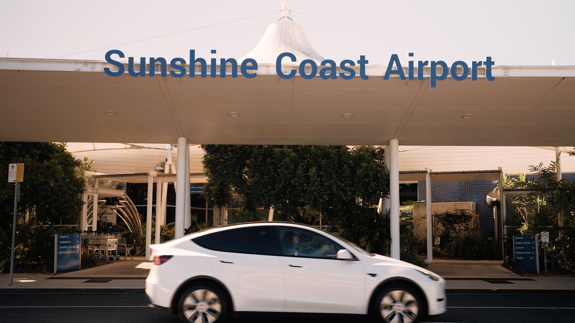 Electric vehicle at Sunshine Coast Airport for a Noosa airport transfer